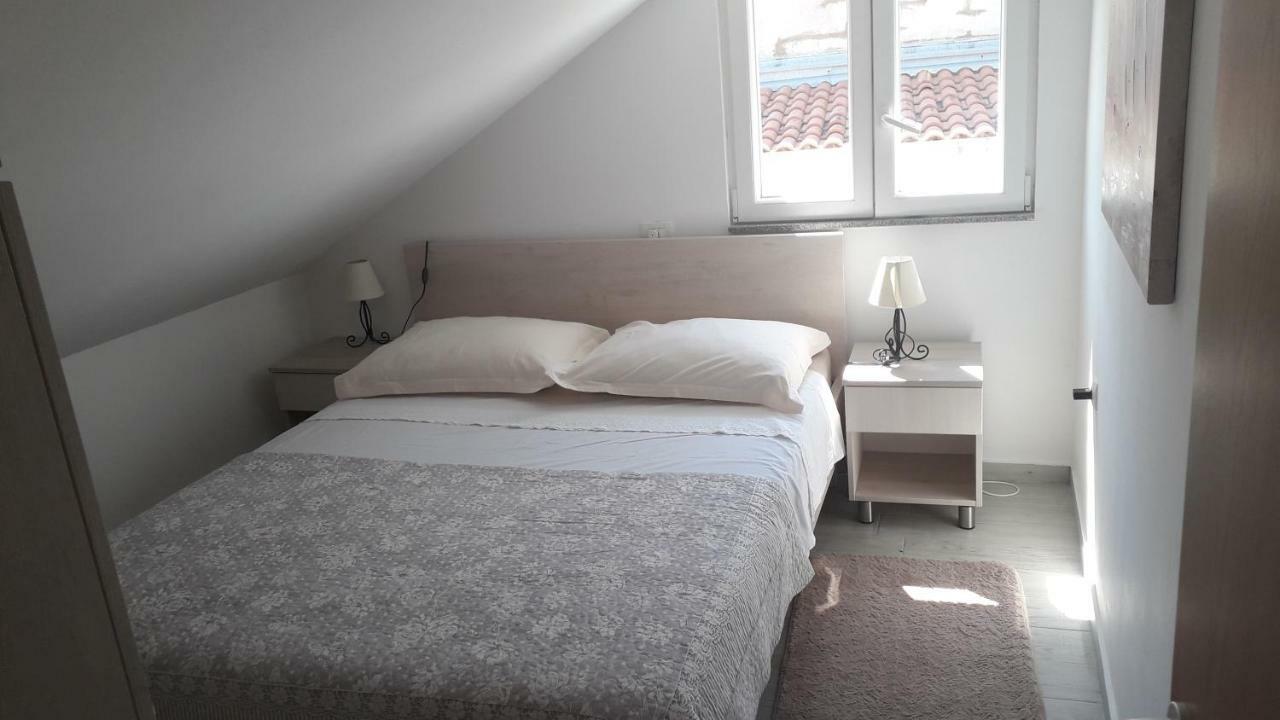 דוגי ראט Apartmani Zilic מראה חיצוני תמונה