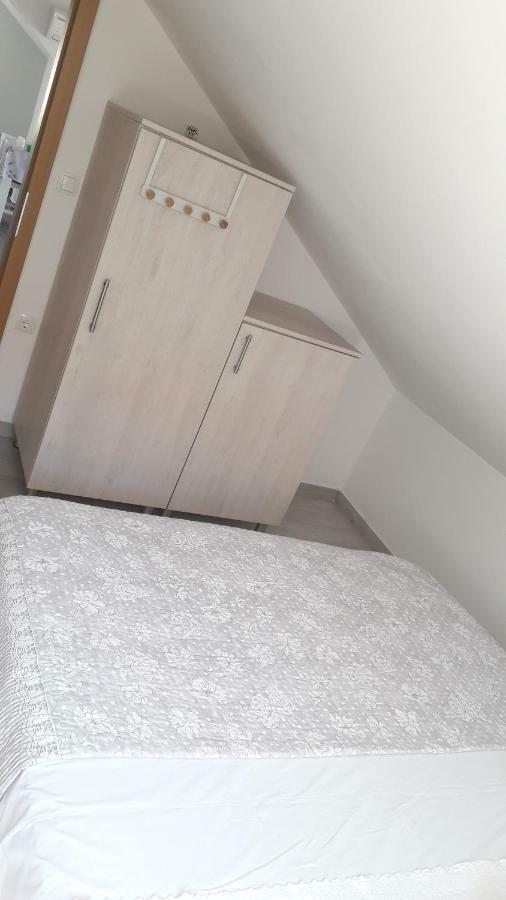 דוגי ראט Apartmani Zilic מראה חיצוני תמונה